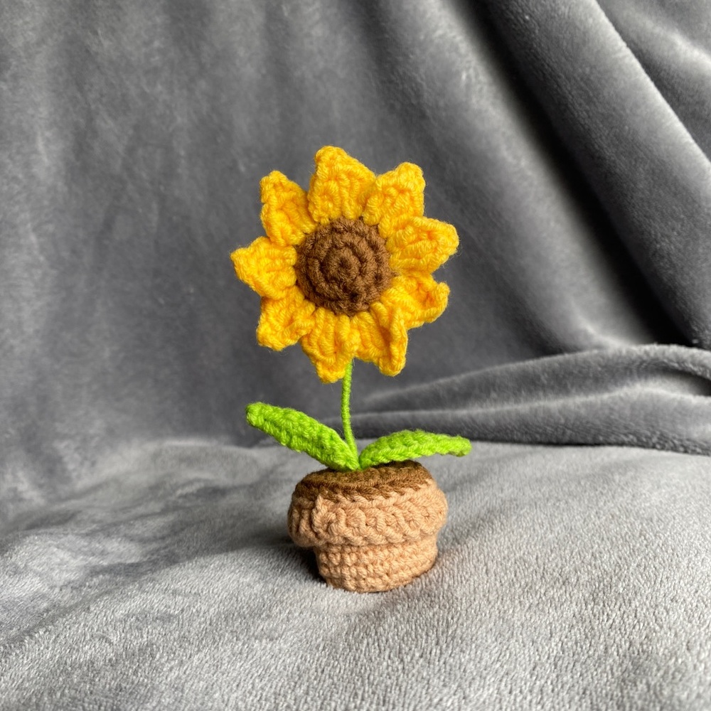 Hand Crocheted Sunflower 4.5in